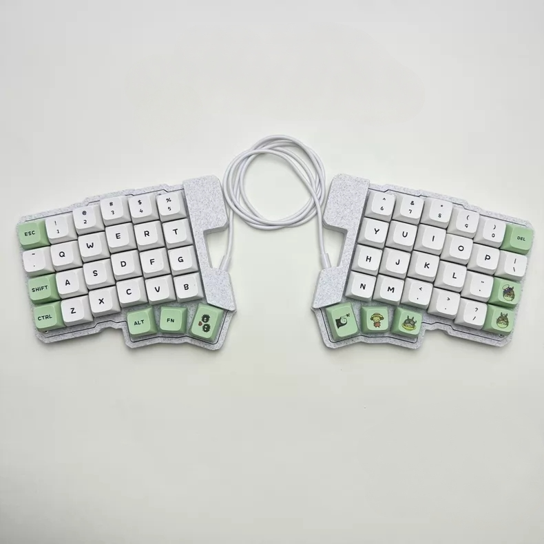 Clavier mécanique ergonomique  - Desk Setup Programmer avis et prix